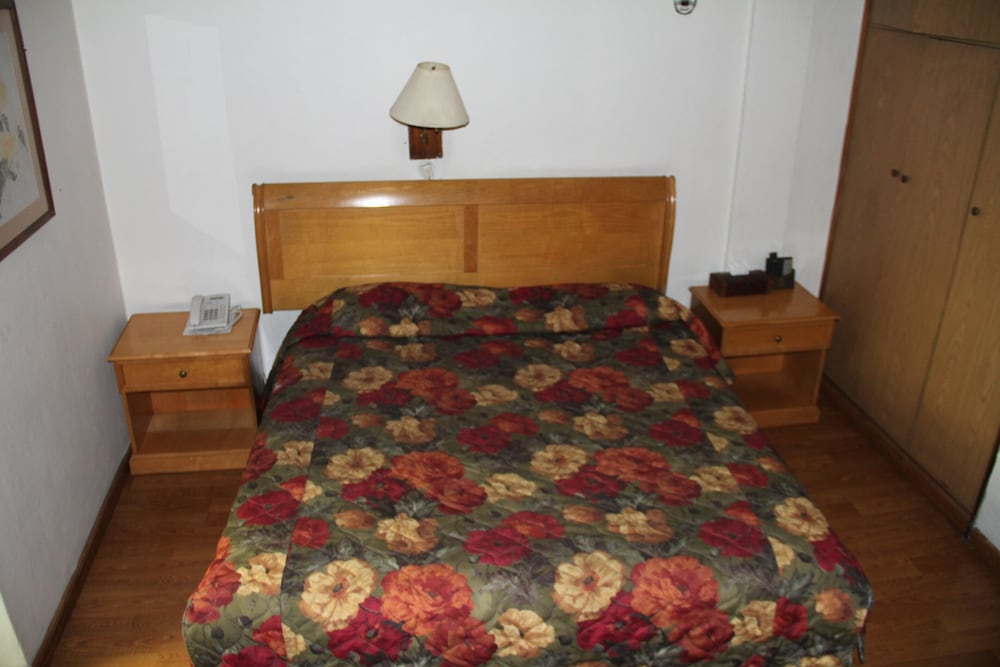 Emmad Furnished Hotel 7/50