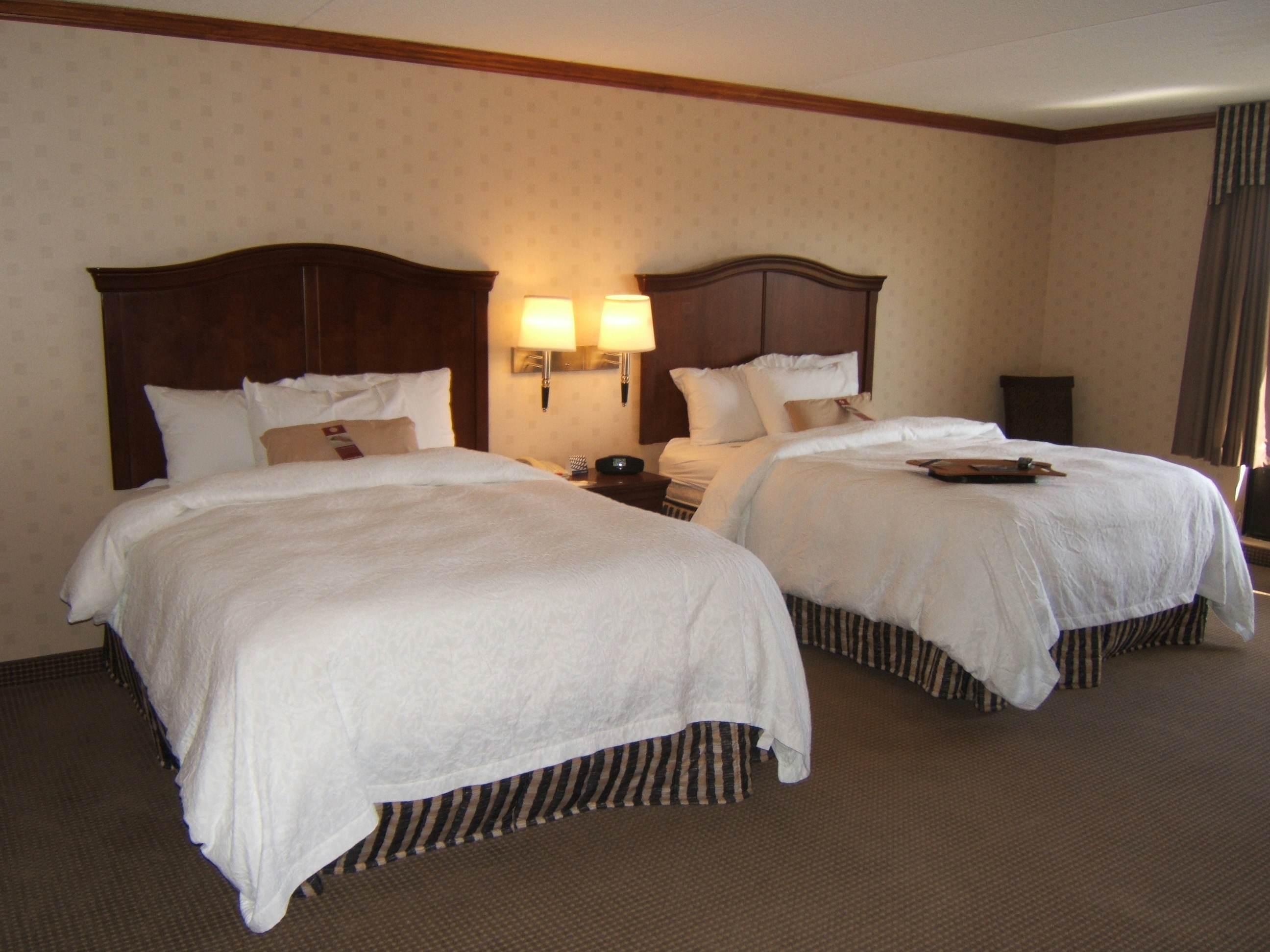 Hampton Inn & Suites By Hilton Manchester - Bedford 12/50