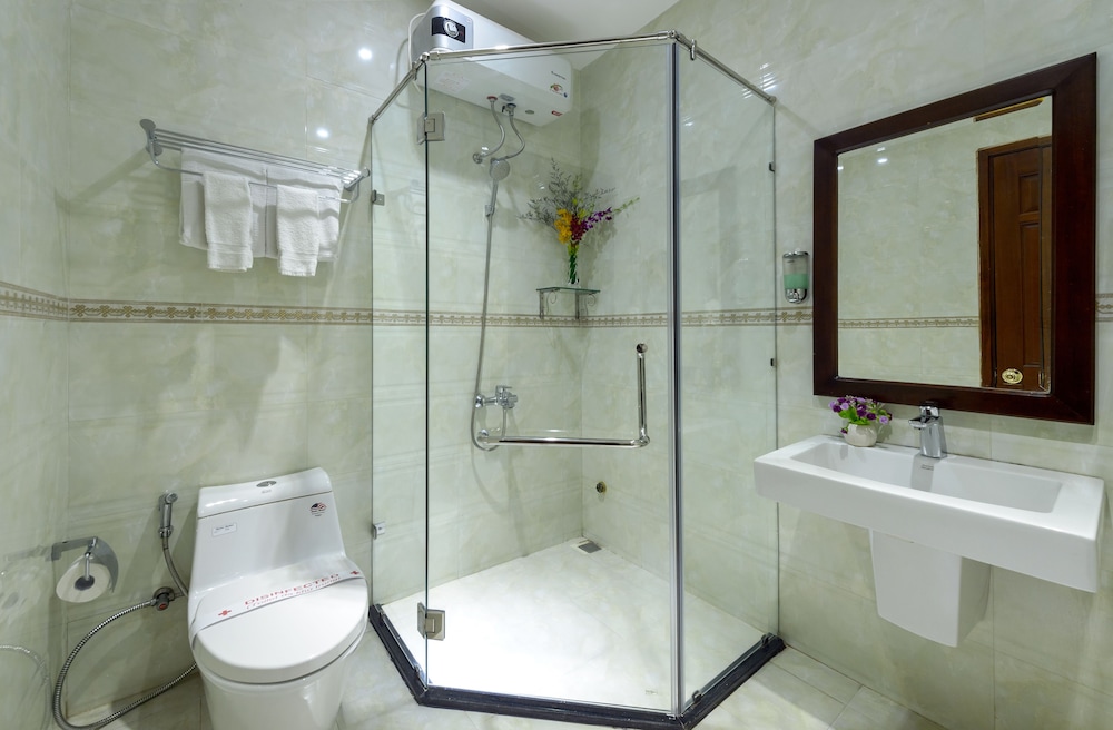 Iris Hotel Danang 36/41