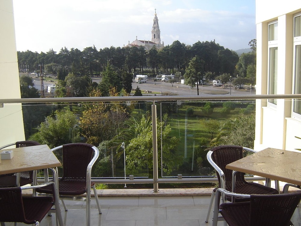 Casa Sao Nuno 54/56