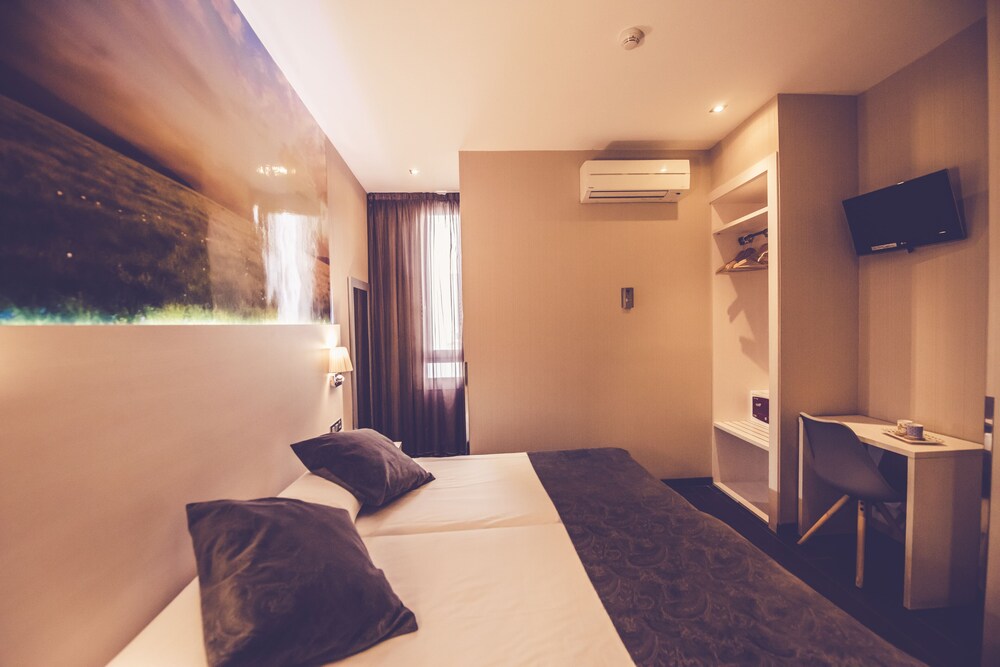Hostal Prado 33/69