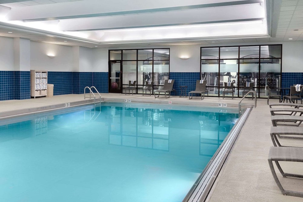 swimming pool spa