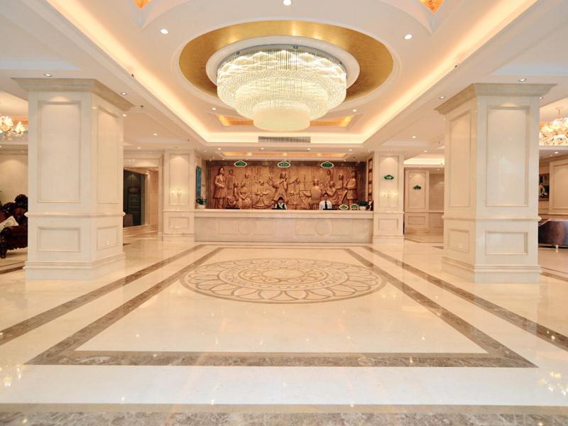 Vienna Hotel (Guilin Railway Station Liangjiang Sihu) 9/45