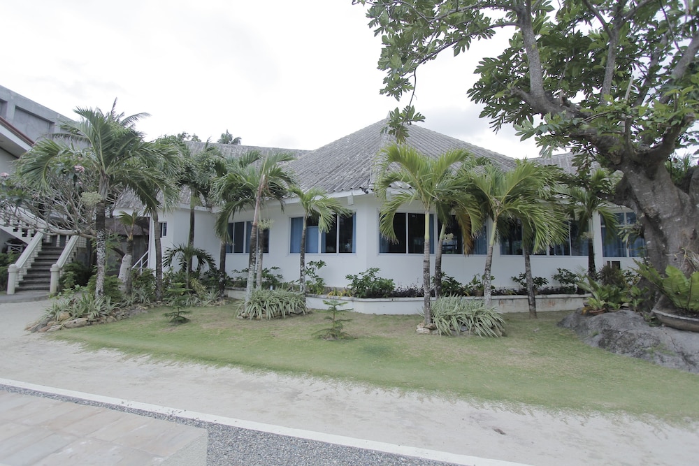 CASA PILAR BEACH RESORT 33/35