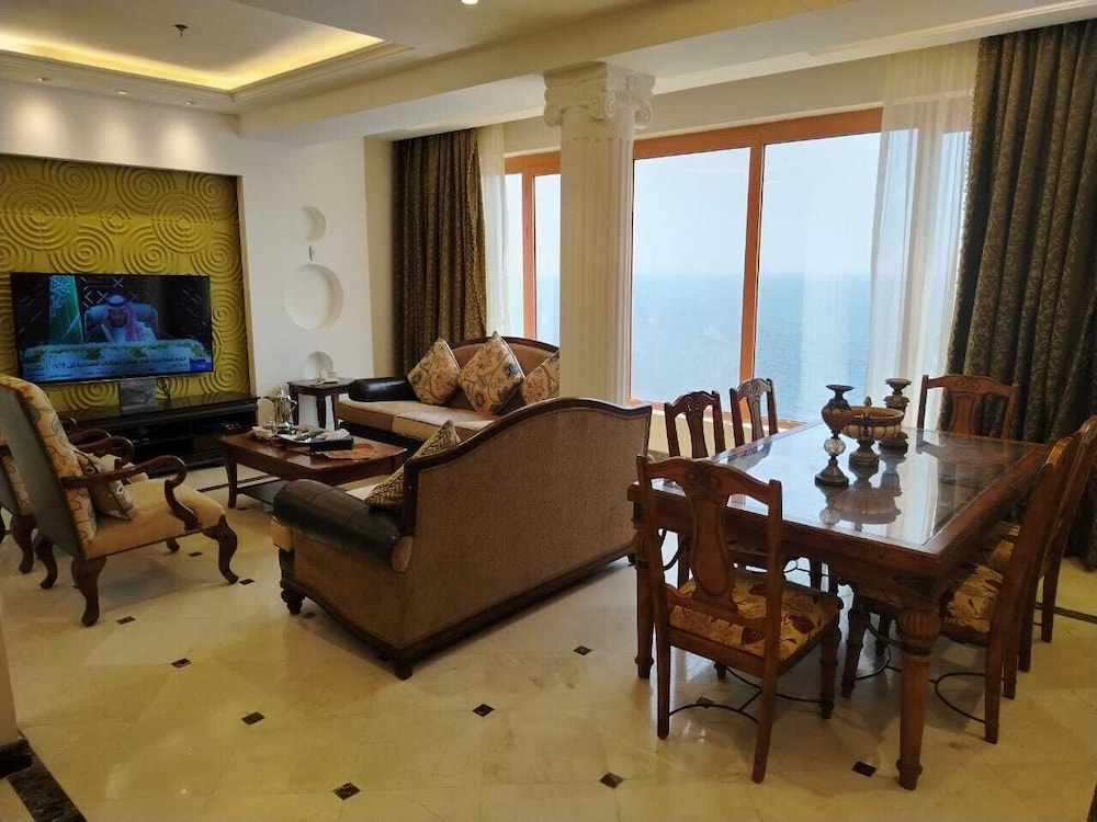 فندق البرج (Al-Borg Al-Watheer Serviced apartments) 32/43