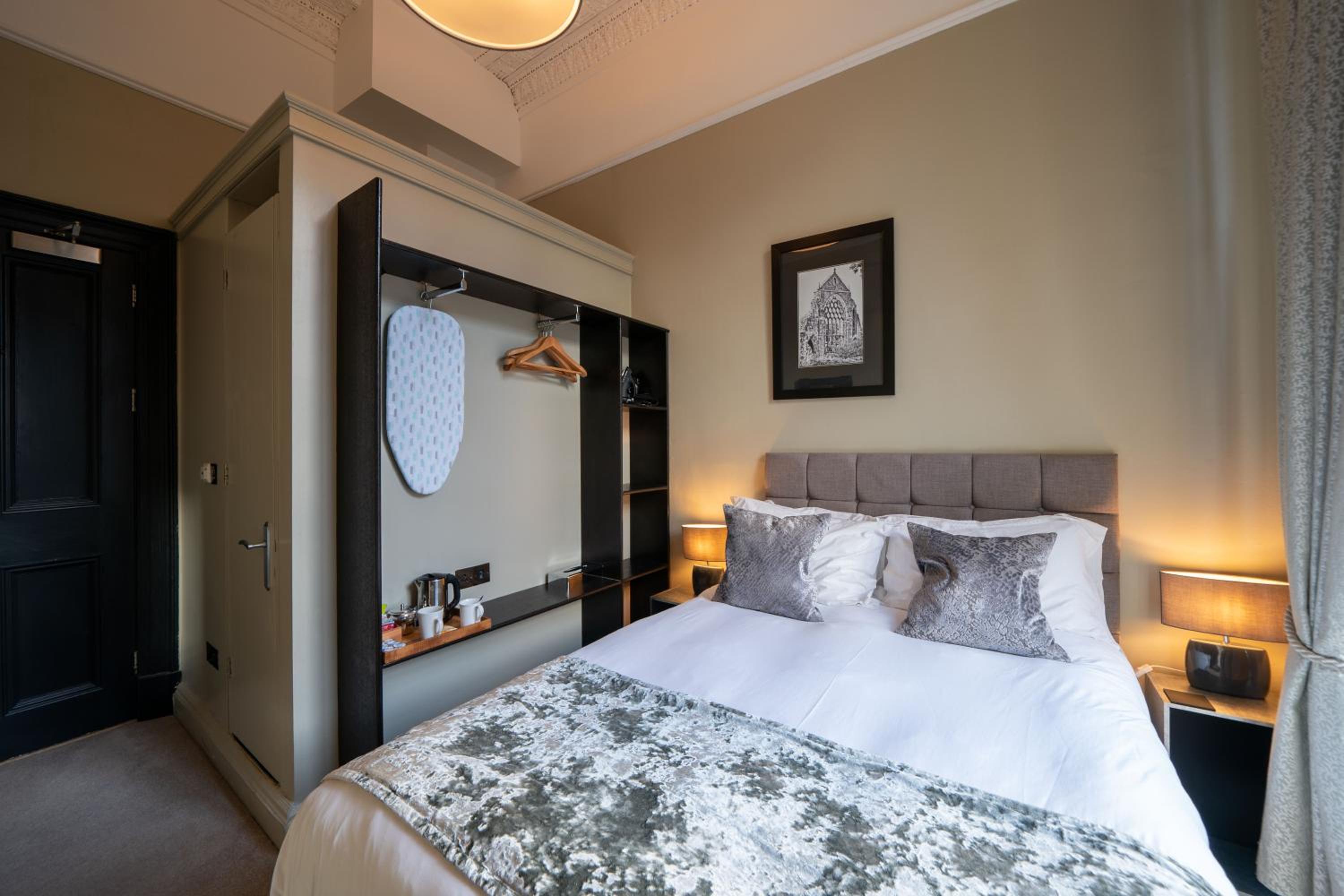 Compact, Double Bed