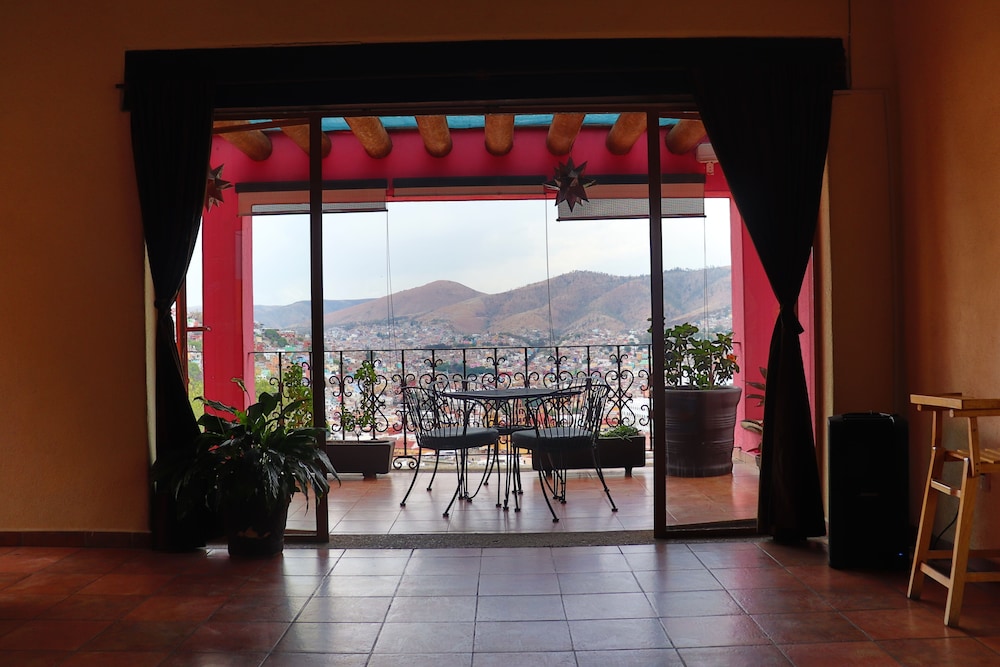 Hotel Chocolate Suites 23/50