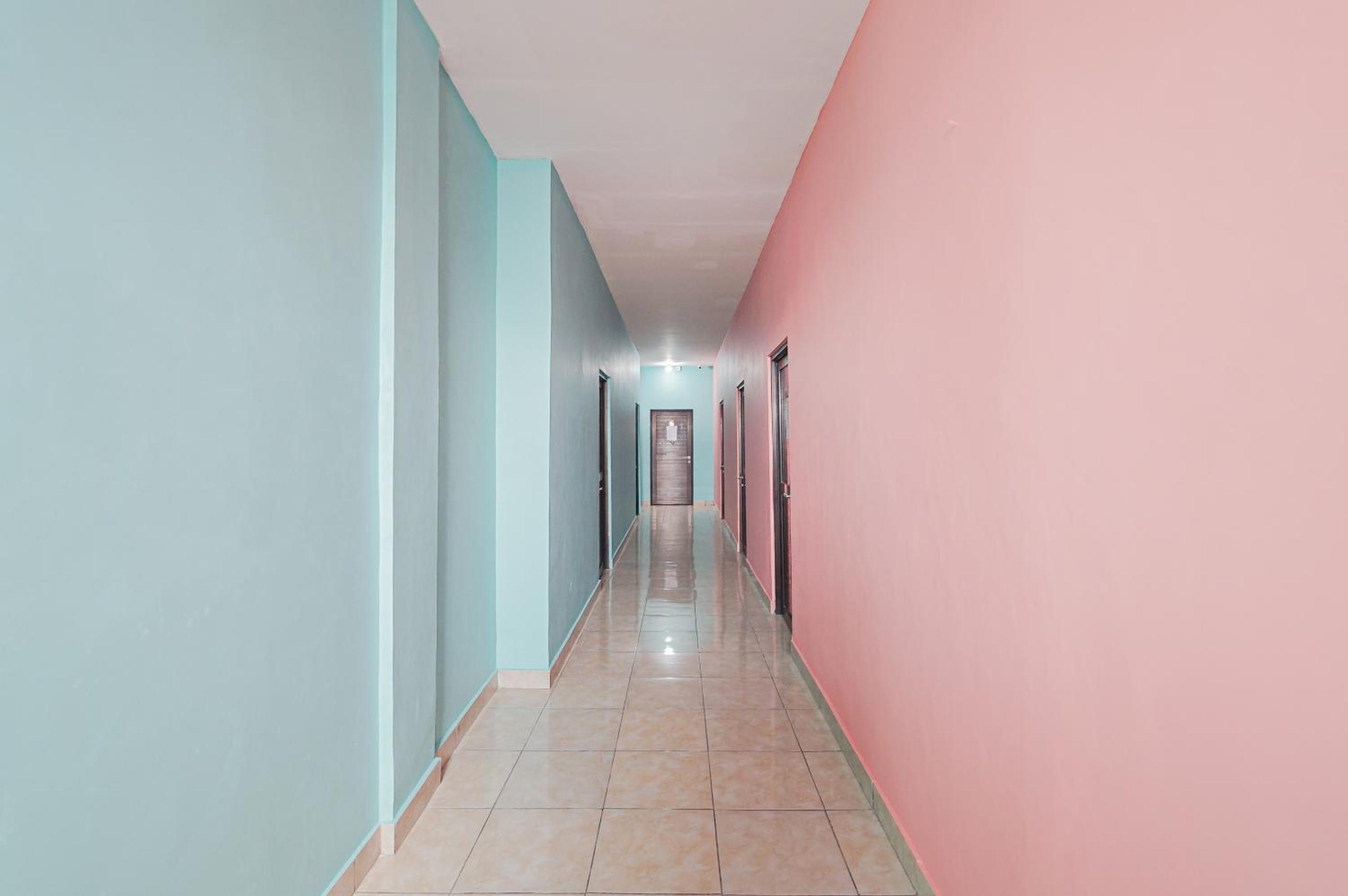 RedDoorz at MN One Residence 33/43
