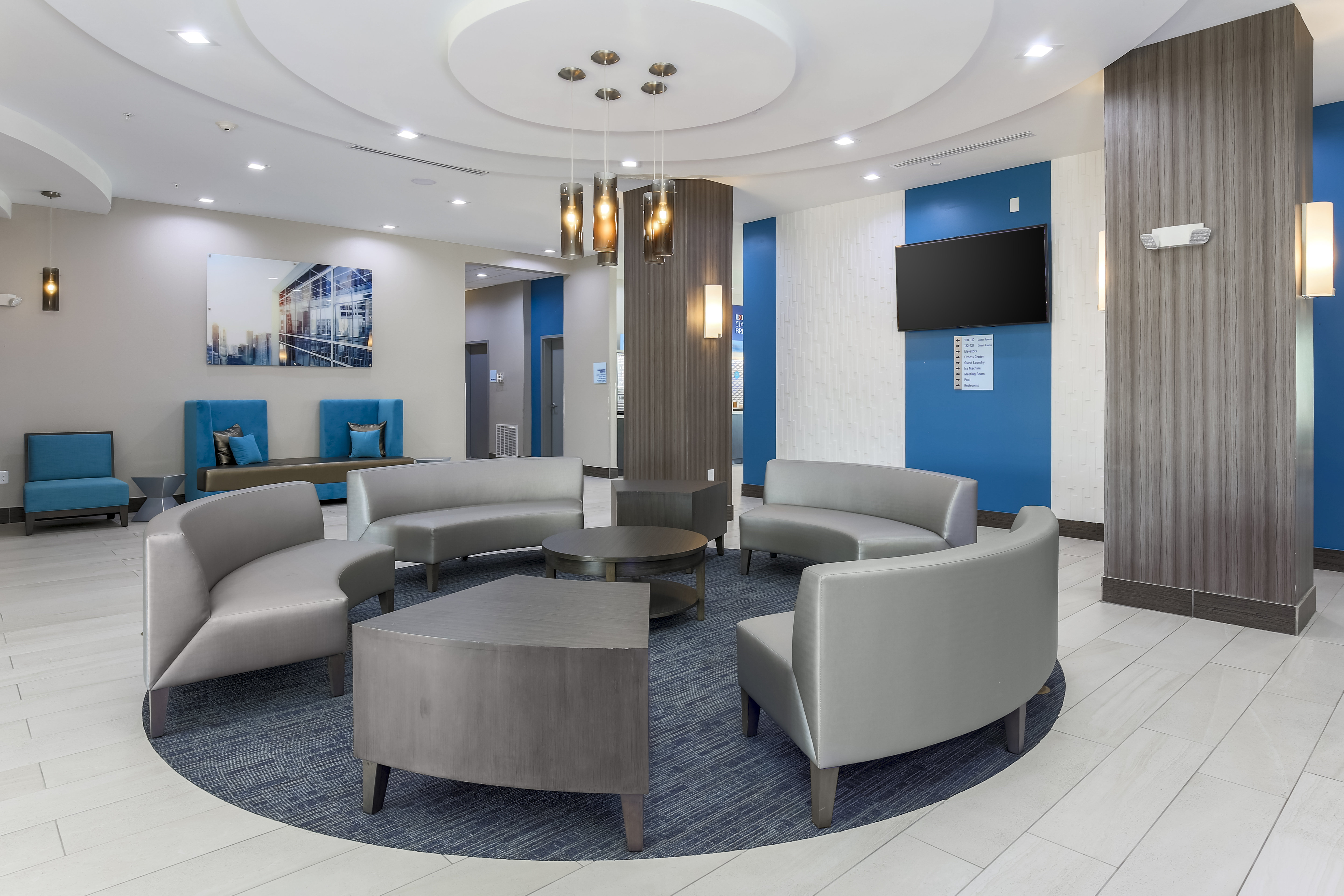 Holiday Inn Express Suites Houston Se Airport Area 47/71