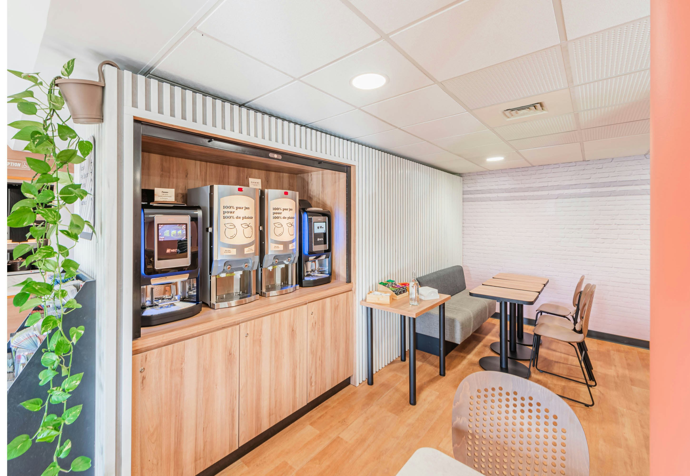 B&B HOTEL Strasbourg Nord Mundolsheim 25/42