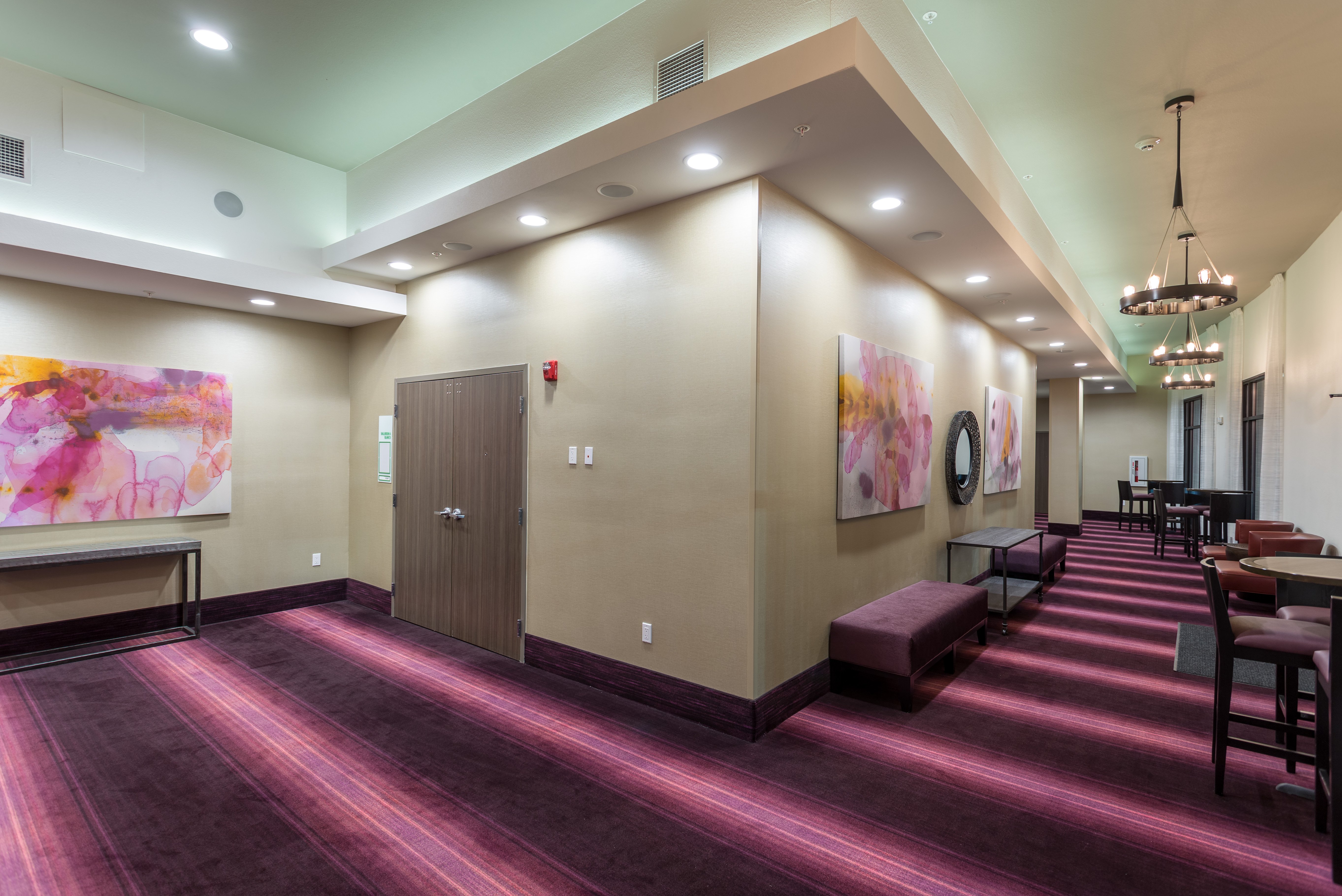 Holiday Inn San Marcos 37/59