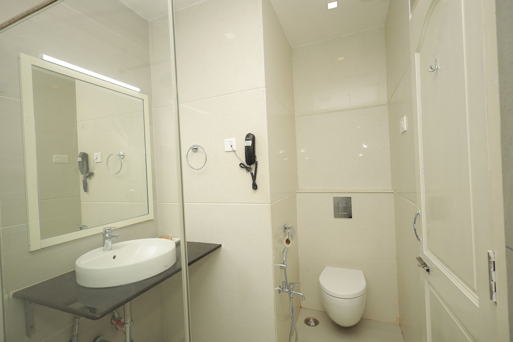 Hotel DSF Grand Plaza 30/31