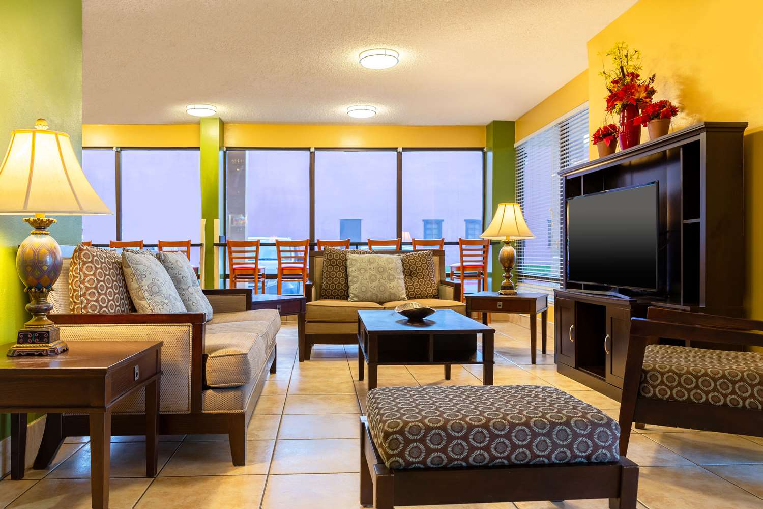 QUALITY INN AT ARLINGTON HIGHLANDS 36/44