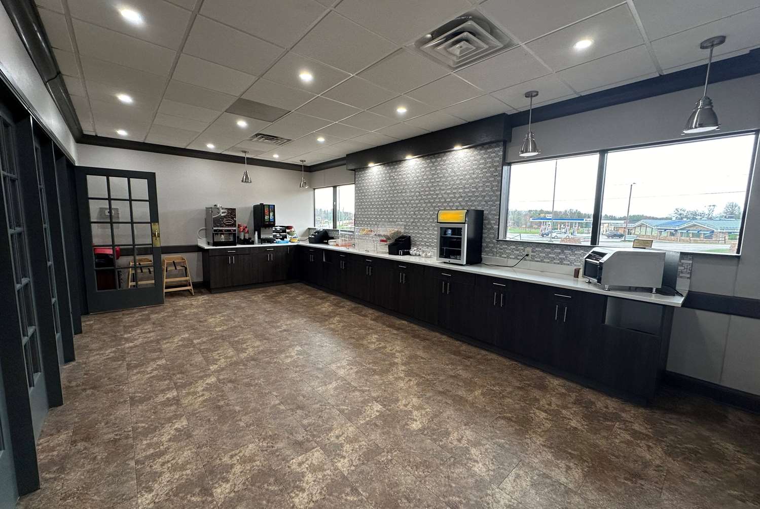 Ramada by Wyndham Waupaca 3/22