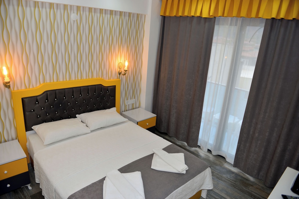 Alara Hotel 11/42