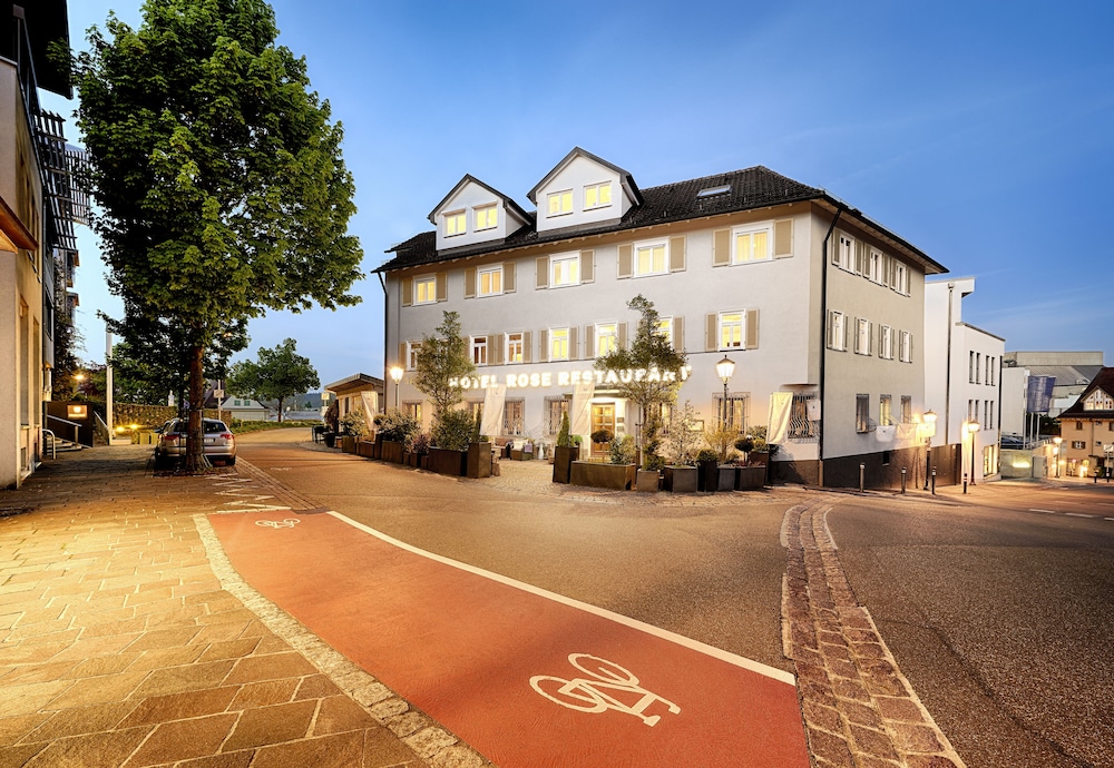 Rose Hotel And Restaurant 45/50