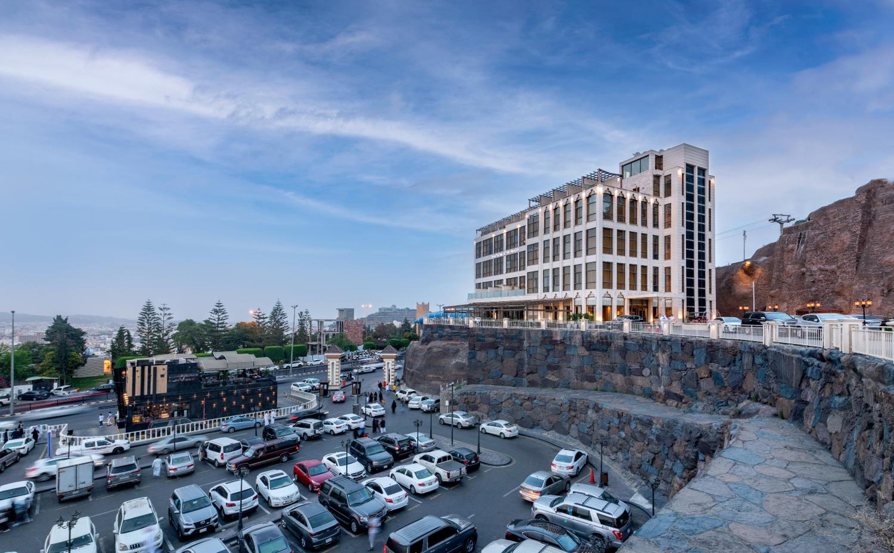فندق سروات بارك ابها(Sarwat Park hotel) 56/62