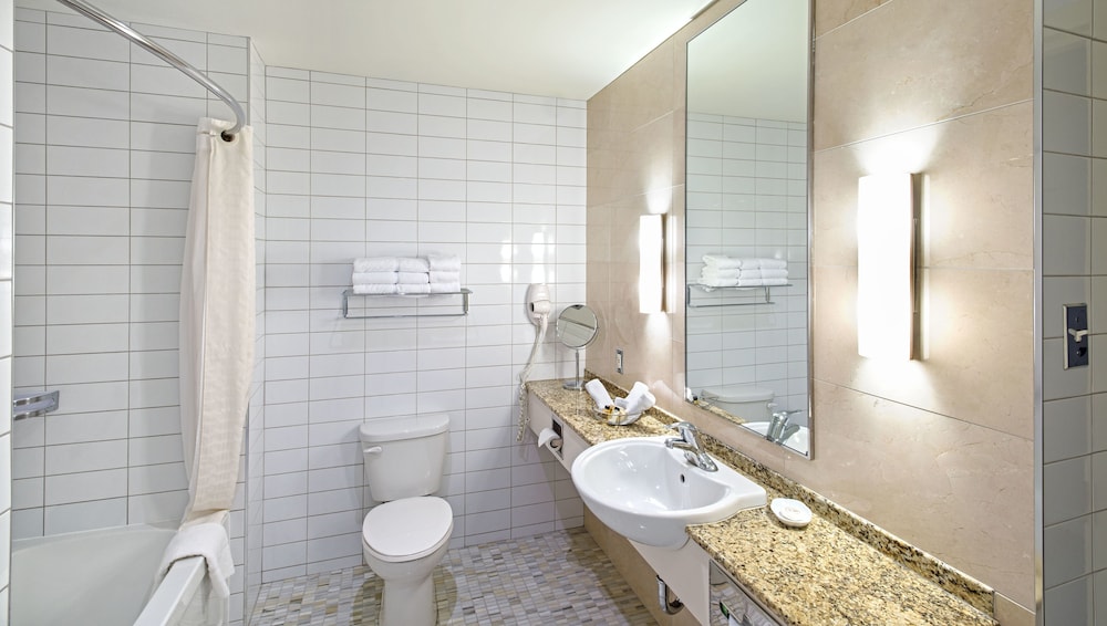 Le Square Phillips Hotel And Suites 13/45