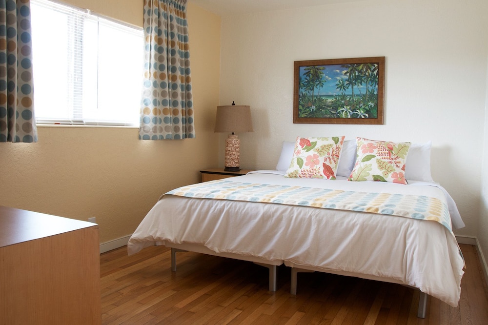 Great Escape Inn 25/75