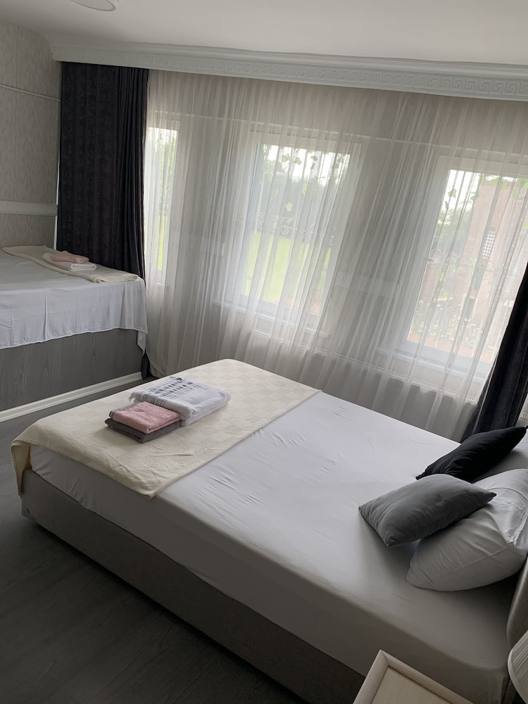 ANTIK SOFIA HOTEL 10/50