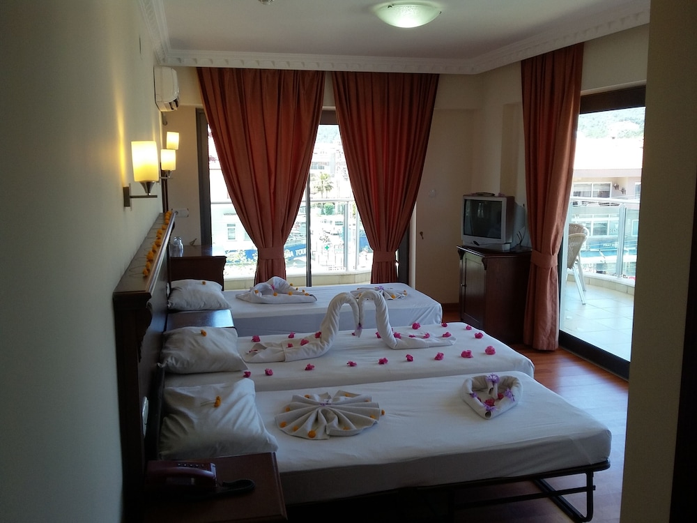 Cihanturk Hotel 32/72
