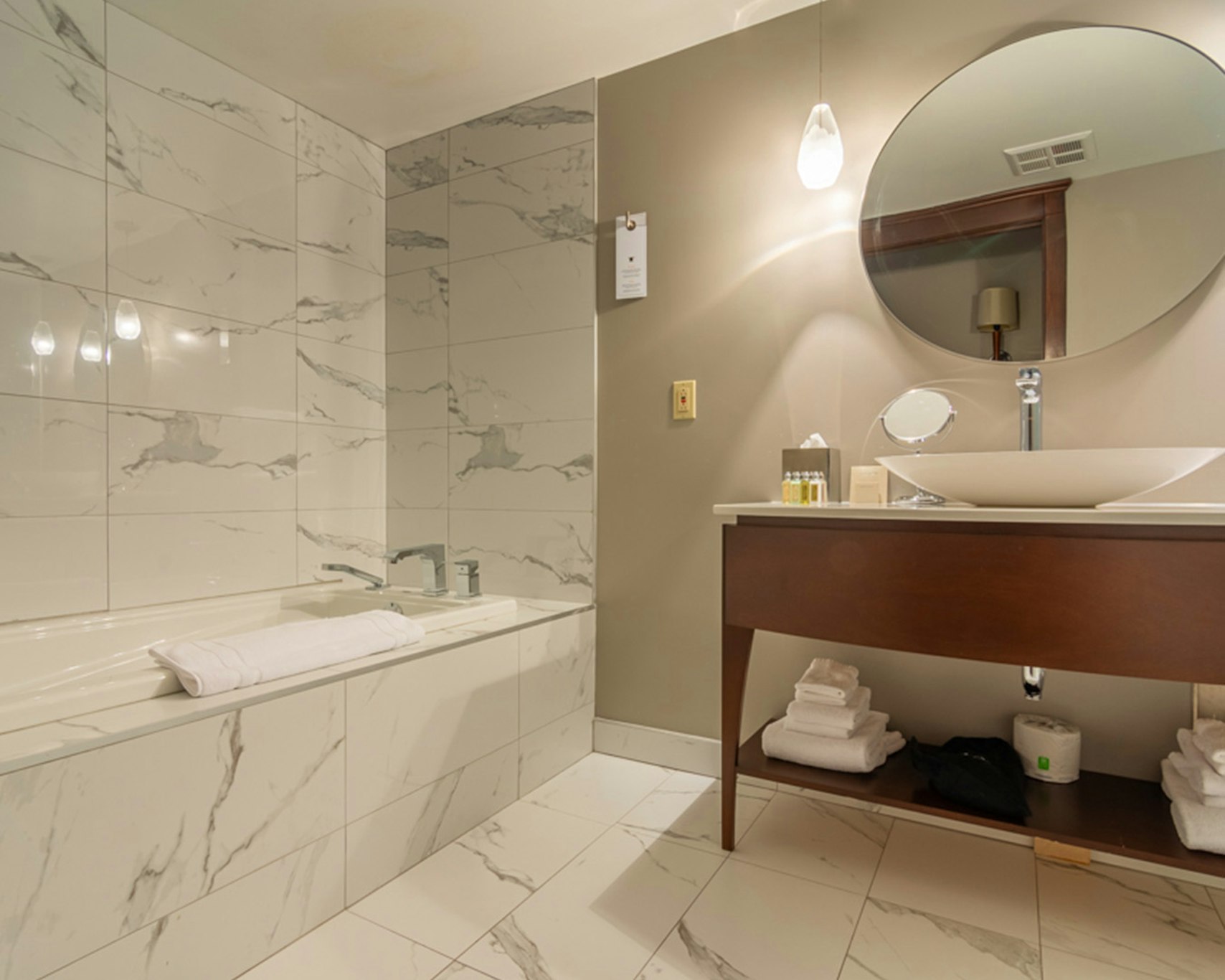 Saint-Sulpice Hotel 16/17