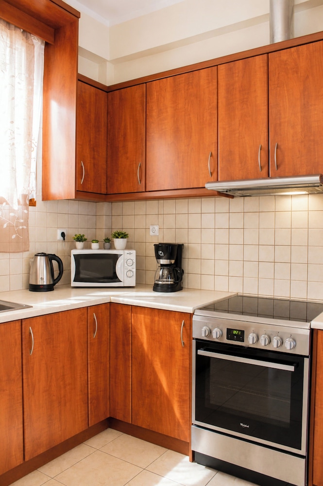 Xristina's Apartments 3/50