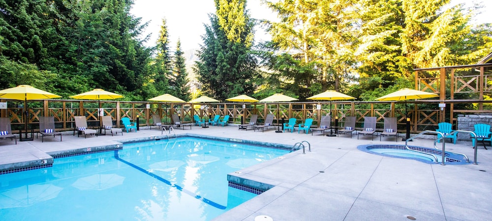 Delta Whistler Village Suites 7/34