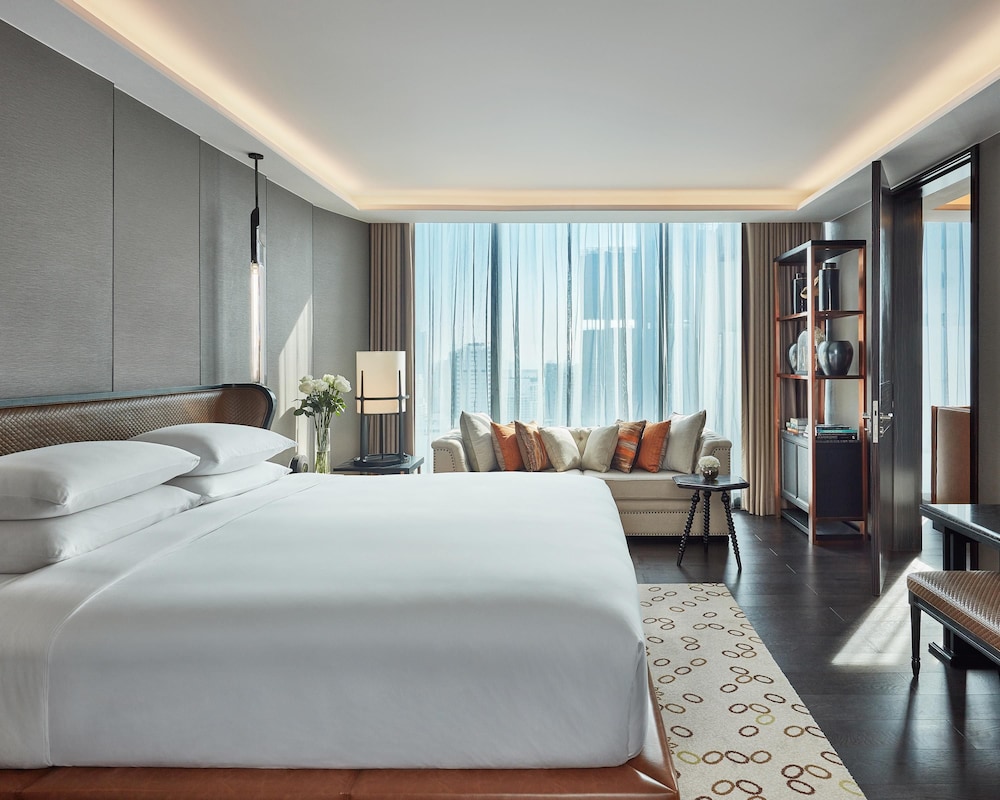 Hyatt Regency Bangkok Sukhumvit 28/76