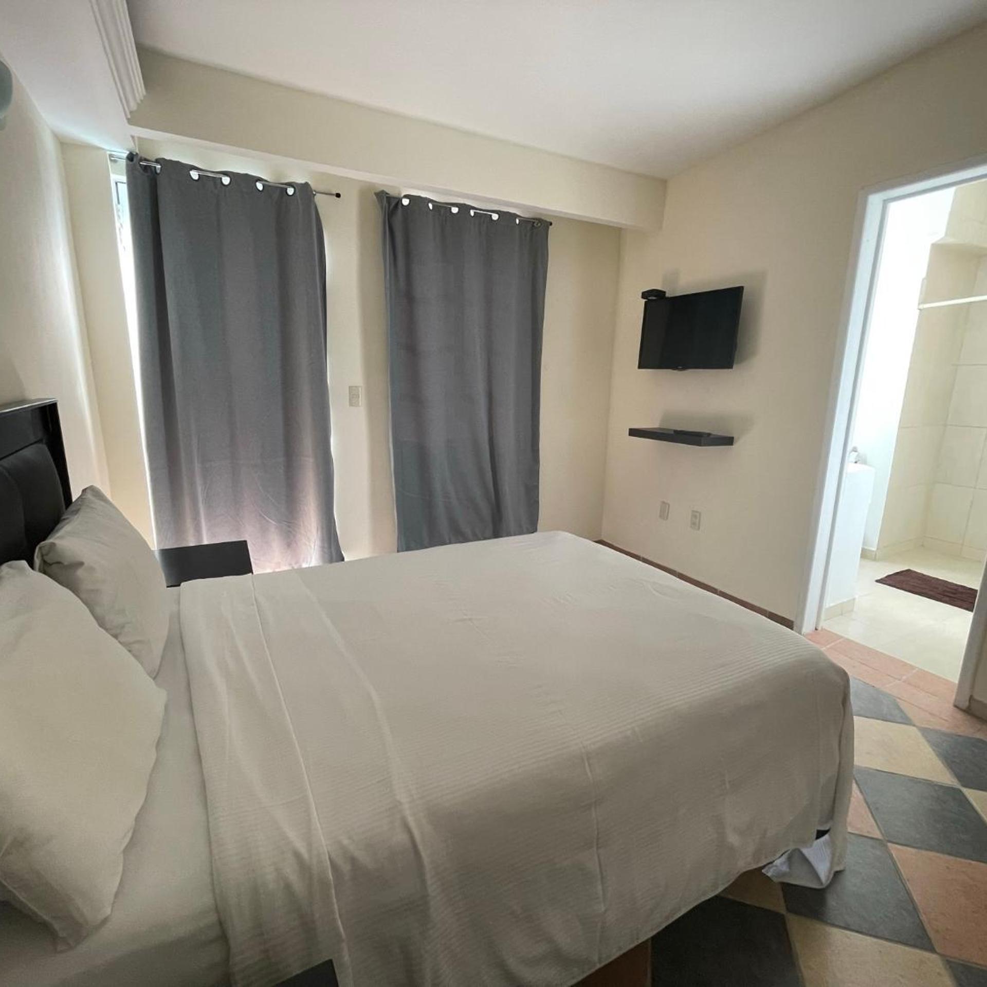 Superior, Queen Bed, Hotel Real Home Ex Hotel Real Business 3/10