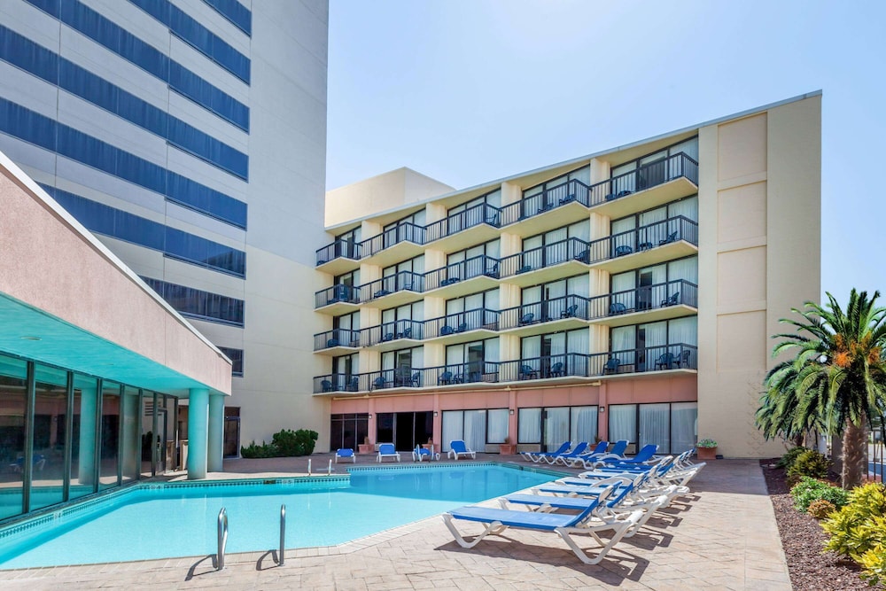 Wyndham Virginia Beach Oceanfront 5/64
