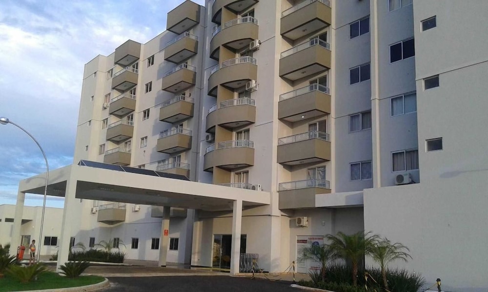 Lagoa Quente Hotel 7/60
