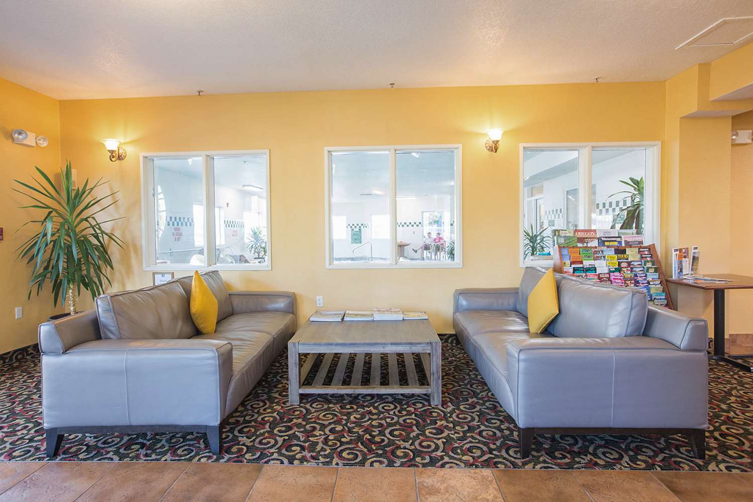 Red Lion Inn & Suites McMinnville 22/30