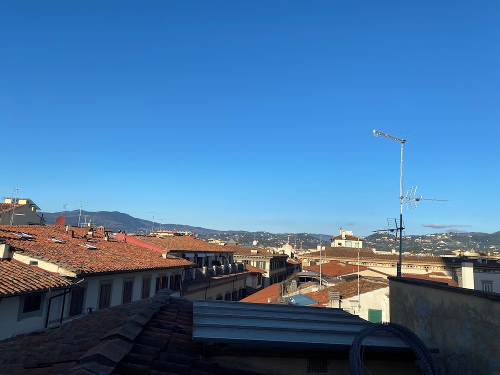 HOTEL DUOMO 70/74