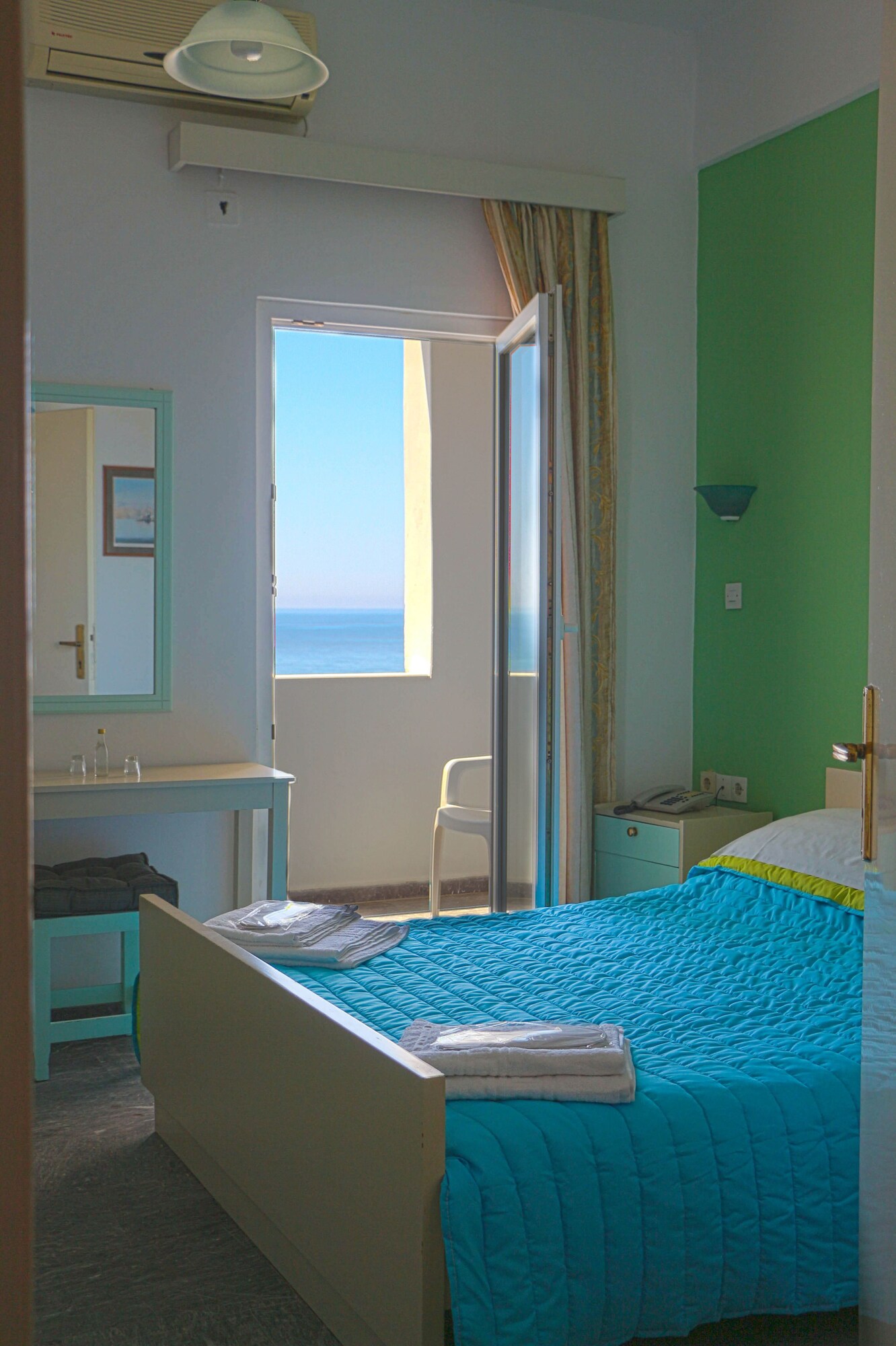 غرفة ثلاثية بثلاثة أسرّة بإطلالة على البحر، Myrtos Hotel 2/3