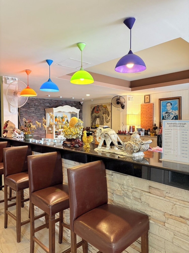 Talay Sai Hotel At Thung Wua Laen 60/76