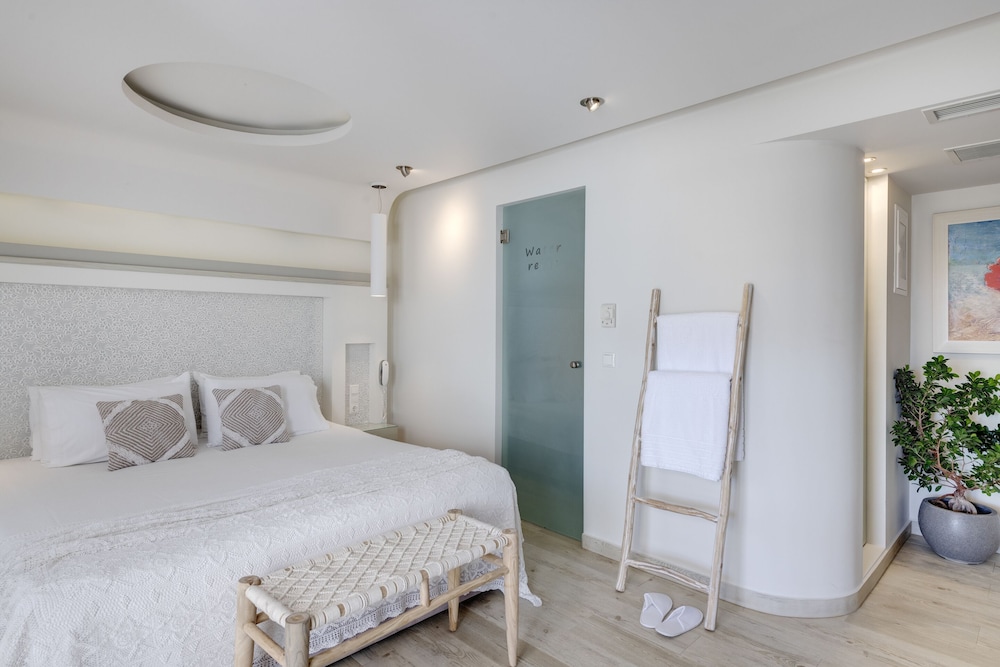 Kouros Art Hotel - Adults Only 12/72