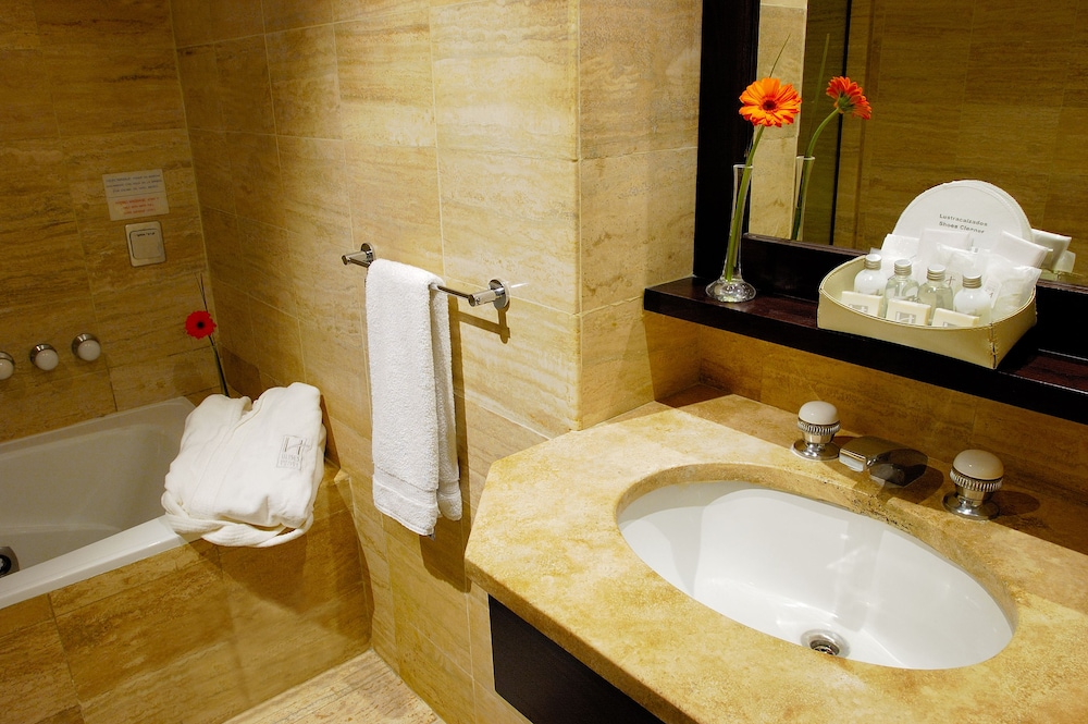 ULISES RECOLETA SUITES 15/64