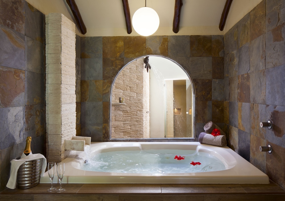 El Dorado Casitas Royale All Inclusive 36/72