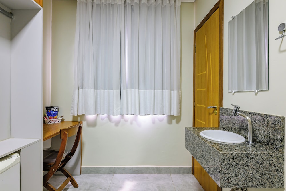 OYO Hotel Brisa Tropical Brasilia 50/50