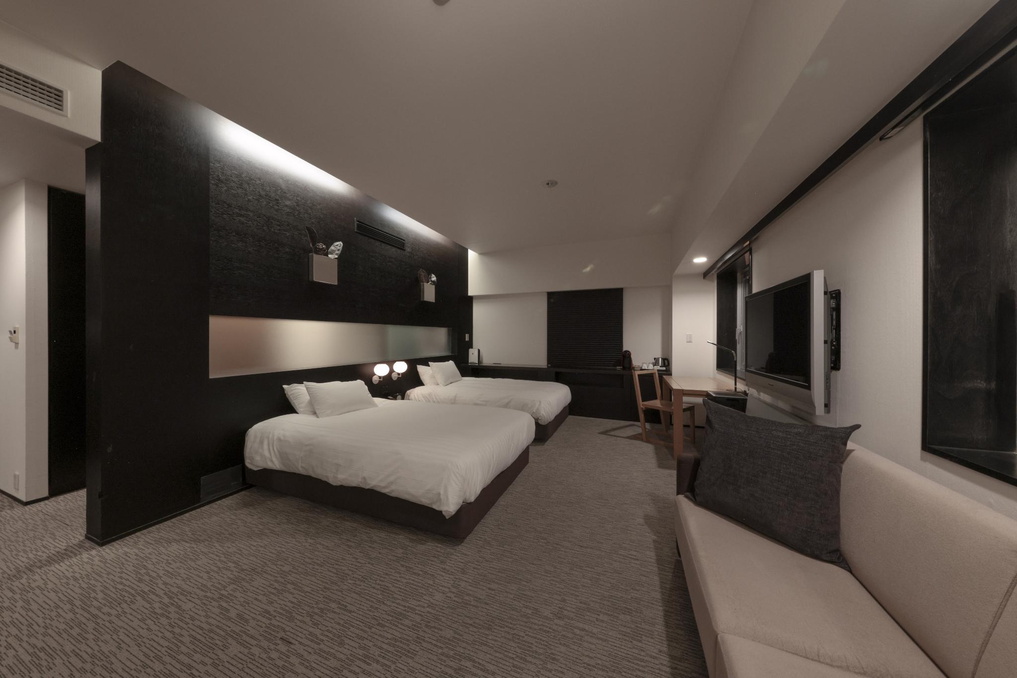 Supreme, Deluxe, Suite, Twin Beds, Mountain View