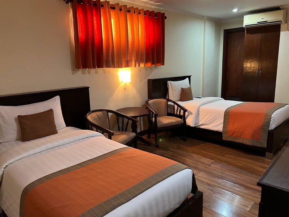 Subic Residencias 19/67