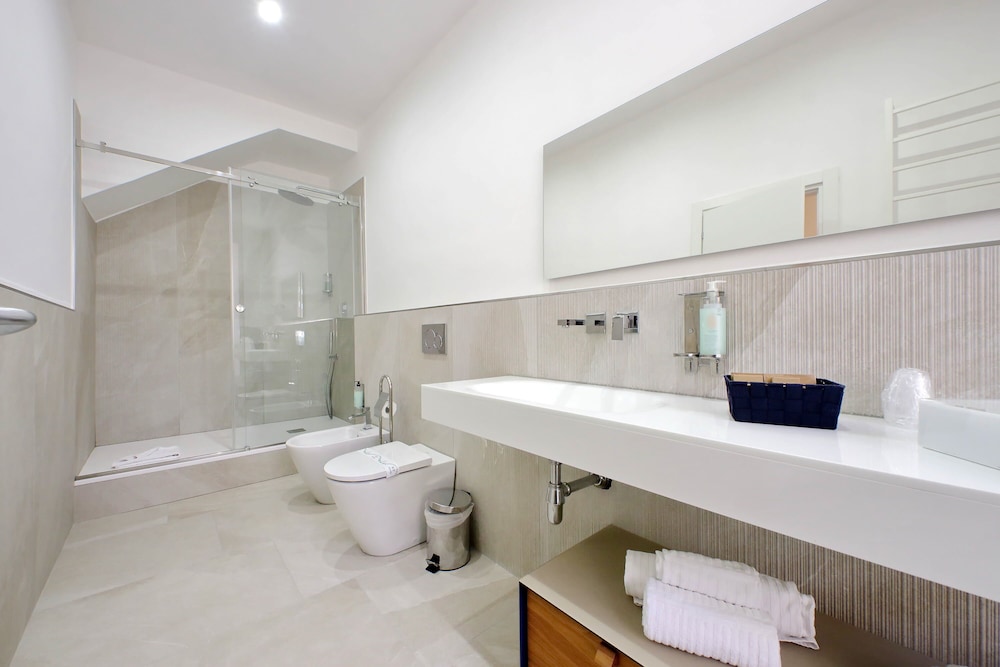 Trevi Rome Suite 46/50