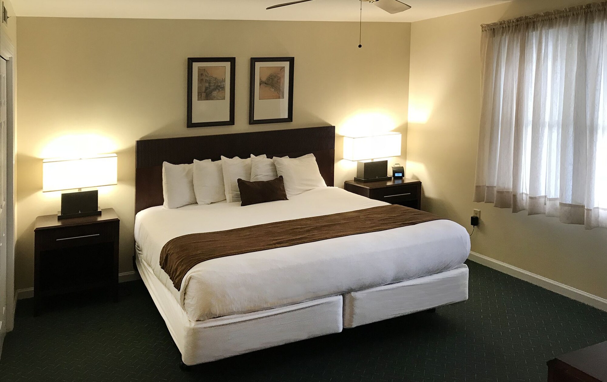 Deluxe, Suite, King Bed, Beau Rivage Golf Resort 2/4