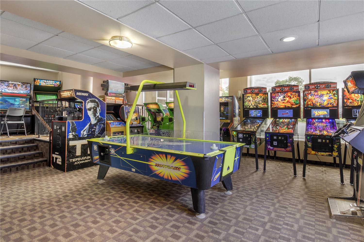 Best Western Plus Chocolate Lake Hotel 70/80