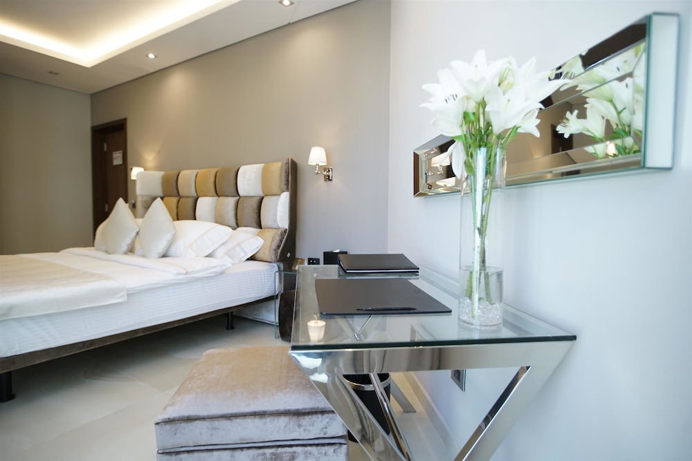 Royal Tulip Achrafieh 29/69