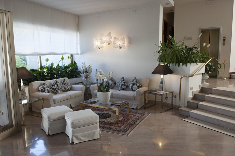GRAND HOTEL PASSETTO 42/70