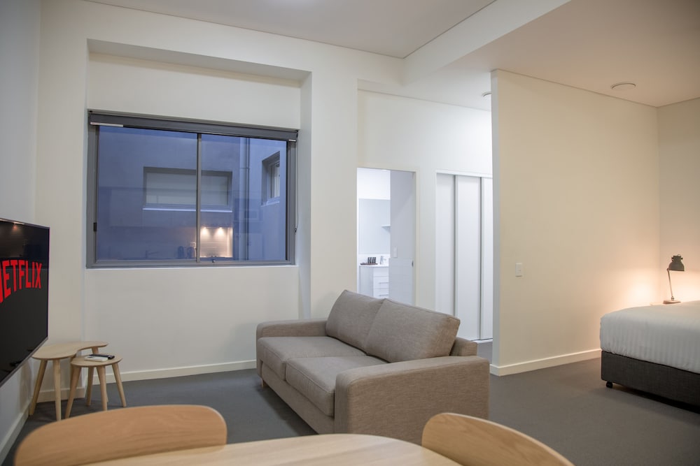 Terminus Apartment Hotel, Ascend Hotel Collection 10/31