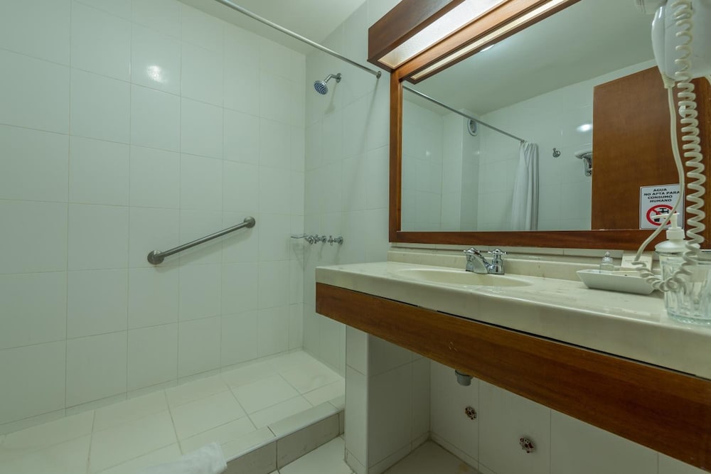 Hotel Faranda Bolivar Cucuta, A Member Of Radisson Individuals 13/71