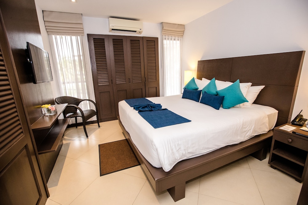 Dewa Phuket Resort and Villas 32/74